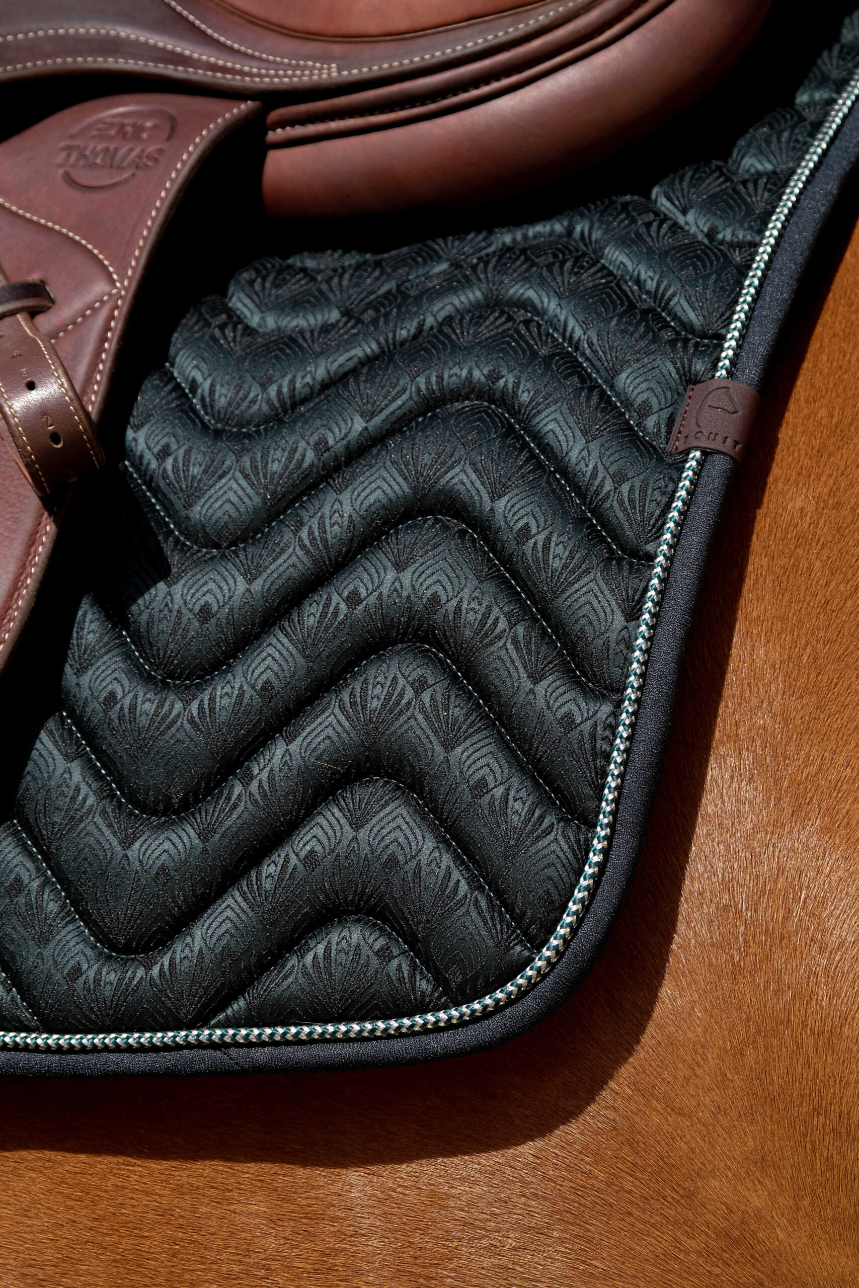 Tapis de selle EQUITHÈME - Brocart